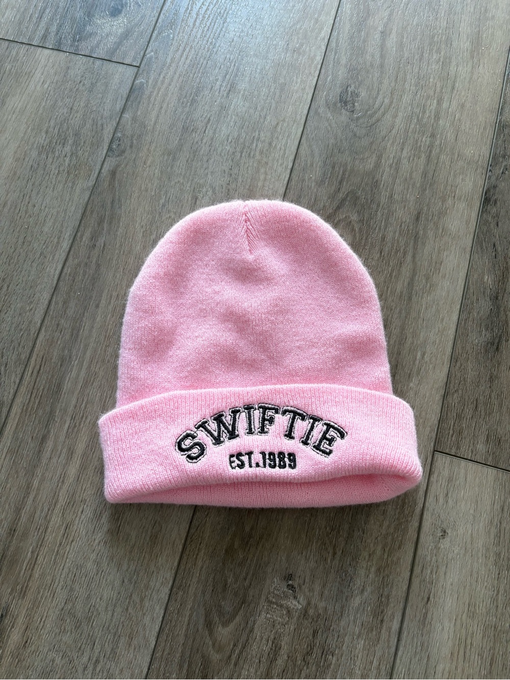 “Swiftie” Toque